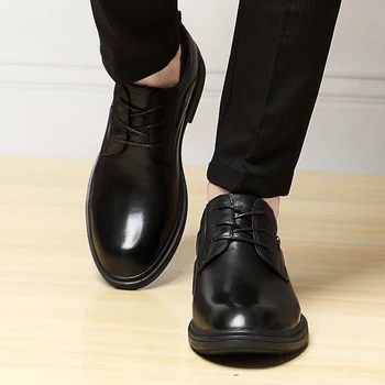 Vyrai 2020 metų vyras atsitiktinis pavasarį vyrų odos zapatos mens žmogus priežastinis butas de sapato informales masculino dėvėti mens mados pardavimas