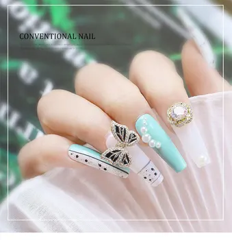 3D Prabangių paauksuotų Spalva Butterfl Metalo Cirkonis Nail Art Jewelry Japonijos Papuošalai Aukščiausios Kokybės Krištolo, Manikiūro 2pieces