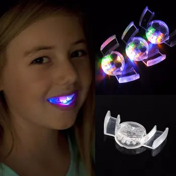 Švyti Dantų Juokinga LED Šviesos Vaikai Vaikai Šviesos Žaislai Mirksi Flash Petnešomis Burnos apsaugą Gabalas Švyti Šalies Prekių
