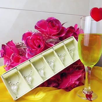 6pcs Murano ranka pūstinis stiklas amatų stalo dekoravimui papuošalas pakabukas taurės žymeklis vestuvių, gimtadienio Vyno stiklo pakabukai rinkinys