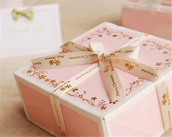 20pcs/daug 11.8*11.8*5cm Rausva nėrinių popieriaus dovanų dėžutėje cupcake slapukas sausainių saldainių pakuotės dekoratyviniai vestuvių naudai paketas