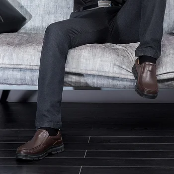 Rankų darbo kokybės Klasikinis vyrų natūralios odos batai Verslo vyrų oxfords batai Raminantis vienintelis vyrų butai suknelė bateliai