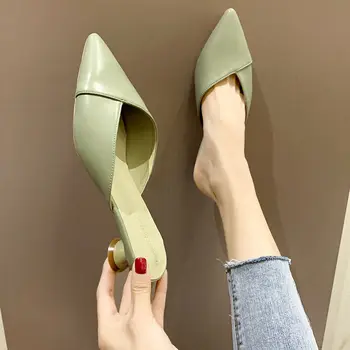 2020 Naujas Moterų Mažo Kulno, Šlepetės Mados Mulų Bateliai Smailiomis Kojų Slysta candy spalva Ponios Sandalas Skaidres Flip Flop Zapatos Mujer