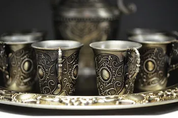 Kinų senovės paauksuotas sidabras arbatinukas ir puodelis ir dėklas.