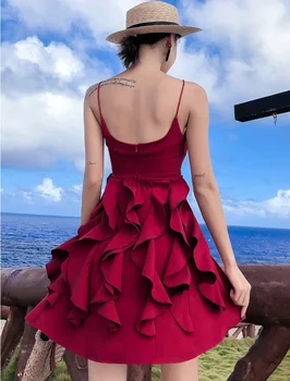 Vasaros Seksualus Šalis Suknelė Moterų 2020 m. Backless Tuščiaviduriai Iš Raukiniai Pluoštas Juosmens V-kaklo Dirželis Mini Suknelė Raudona Derliaus Boho Suknelė