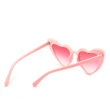 Aukštos kokybės moterų mados 2018 tendencijos produktų širdies formos akiniai, akiniai nuo saulės moterims 2018 cat eye veidrodis moteriški saulės akiniai