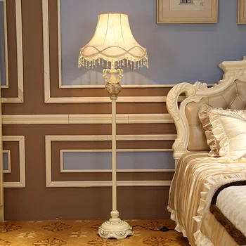 Qiseyuncai Europos stiliaus kambarį grindų lempos kūrybos sofa vertikali stalo lempa mokomųjų miegamojo lovos grindų lempos