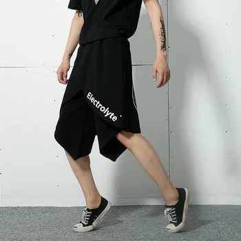 2019 naujas vasaros black vyrų streetwear kelnes hip-hop laisvas kelnes mados atspausdintas trumpas sweatpants LBZ99