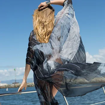 2020 metų Vasaros Naują Moterų Paplūdimio Saulės Bikini Palaidinė Spausdinti V-kaklo Šikšnosparnių Rankovėmis moterų palaidinė marškinėliai