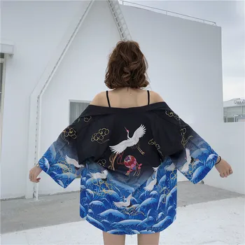 2020 Naujas Vasaros Laisvi Atidaryti Dygsnio Harujuku Moterų Marškiniai, O Ant Kaklo Trys Ketvirtį Gėlių Spausdinti Lady Kimono