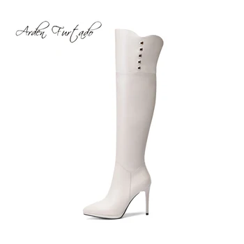 Arden Furtado madingų moterų batai pažymėjo tne adatos (stiletai aukštakulniai juodos spalvos užtrauktukas elegantiška kreminės baltos virš kelio ilgi batai nauji