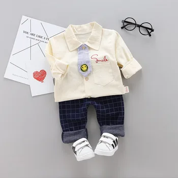Vaikų drabužiai berniukui nustatyti naujus marškinius Pavasario medvilnės, kanapių ilgomis rankovėmis pledas kelnes dvi kūdikių pavasario suknelė