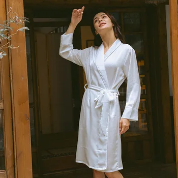 Balta Moteriška Kimono Skraiste Suknelė Seksualus V-Kaklo Pižamą Su Diržo Chalatas Pavasarį, Rudenį Dirbtiniais Šilko Namų Suknelė Visiškai Rankovės Sleepwear