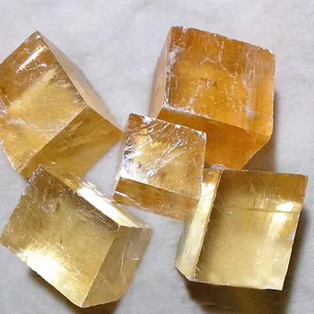 Fizinis aukso geltonos aikštėje kalcitas akmenys Islandija boksuotis Kvarco Kristalo Roko Energijos Mineralinių Pavyzdys gydymo